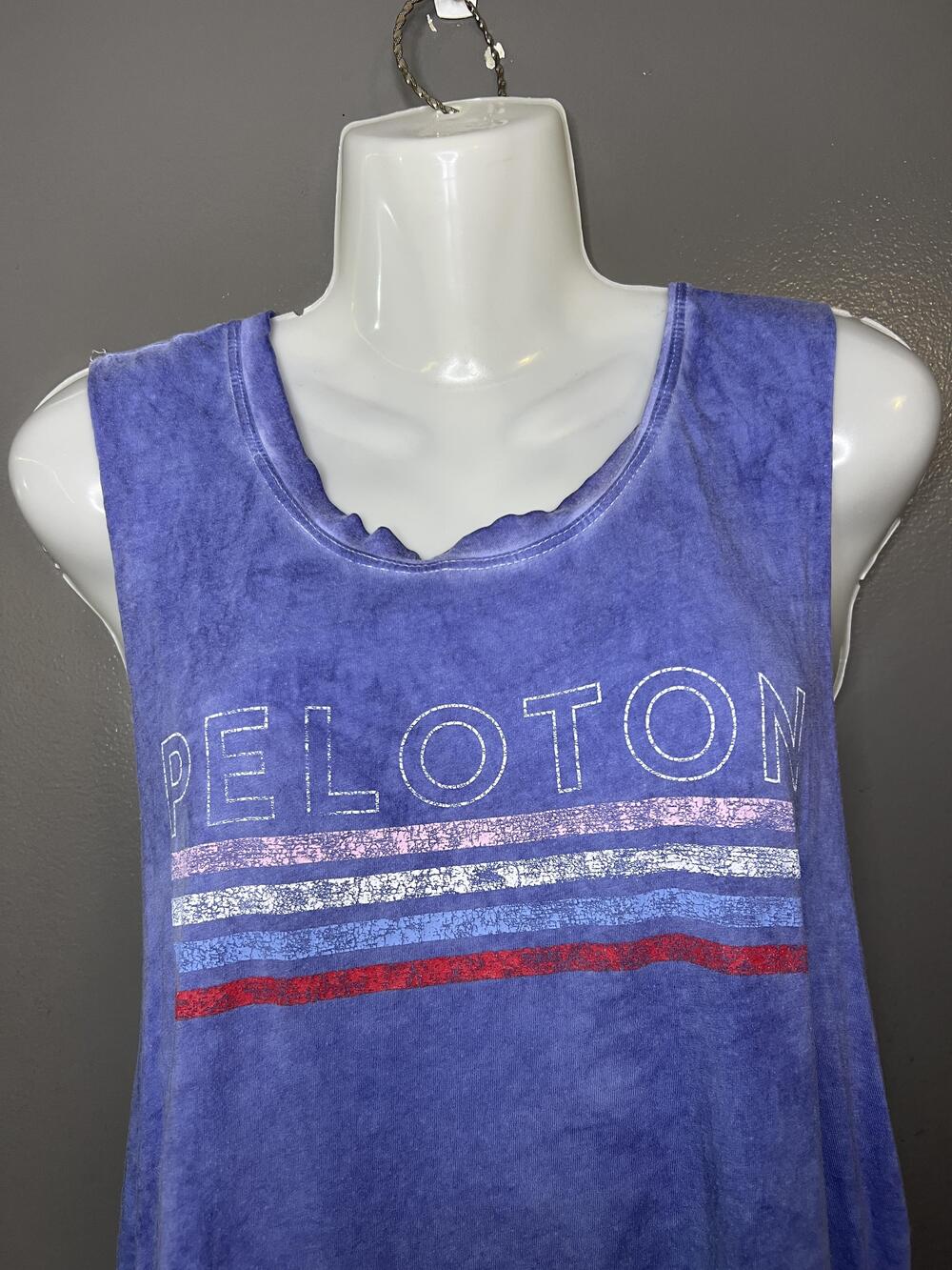 Peloton Tank Top Womens Medium Blue Scoop Neck Striped Logo Relaxed Fit Athletic